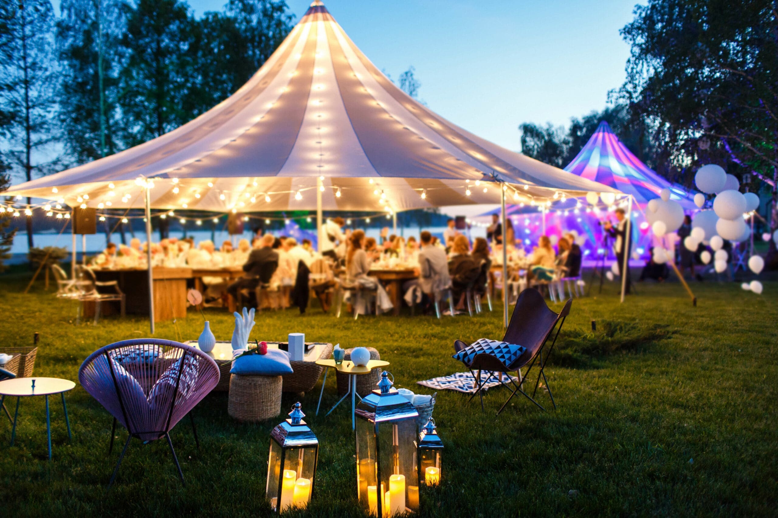 luxury portable restrooms for outdoor weddings