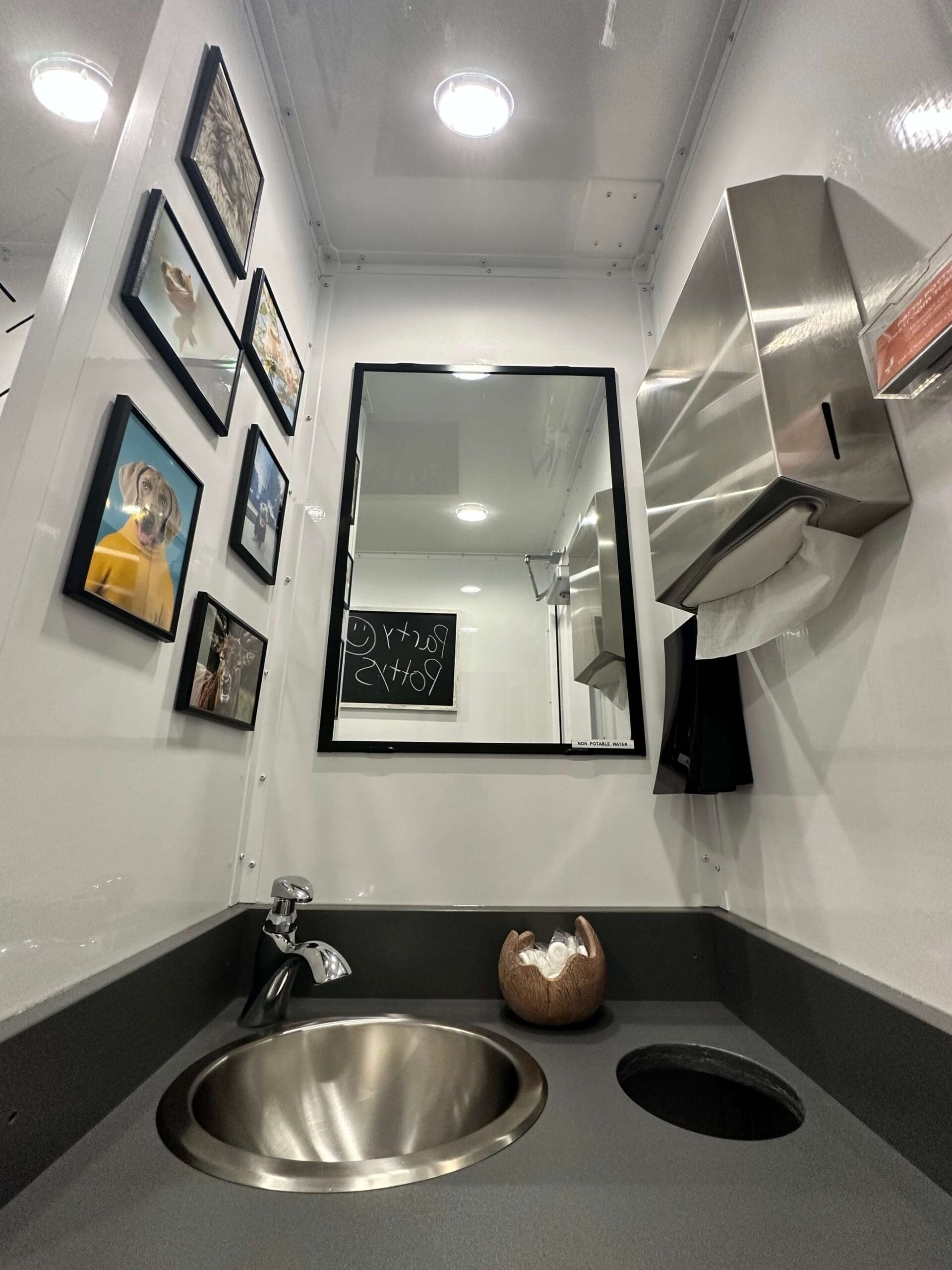 4 stall 5 4 stall trailer interior