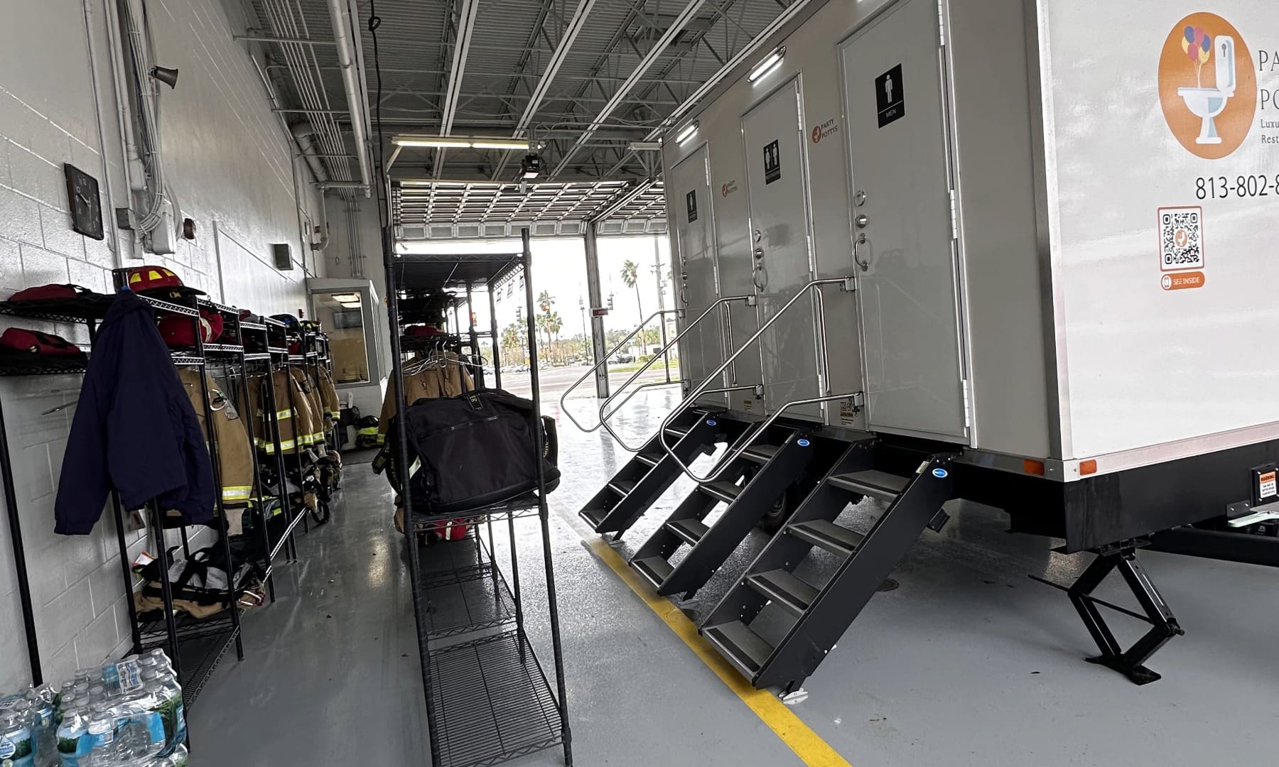 luxury restroom trailer in lithia fl